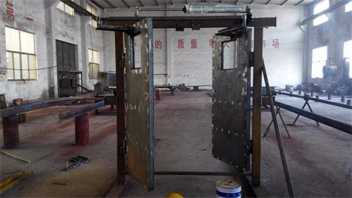 無壓風(fēng)門帶氣缸工廠圖.jpg 無壓風(fēng)門帶氣缸工廠圖.jpg